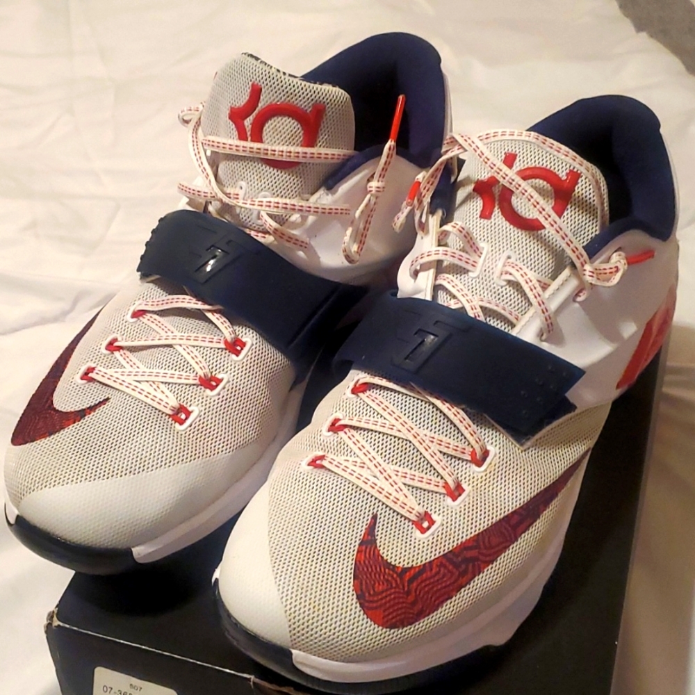 Nike Kd 7 Olympic mens size 13.5 like new